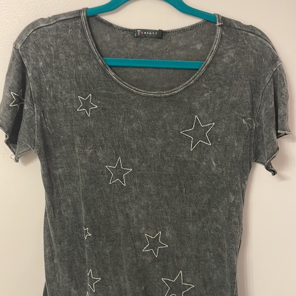 Lizard Thicket Gray Knit Star Shirt. - Picture 2 of 5